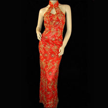 Muatkan imej ke dalam penonton Galeri, Halter Top Floral Sequins Appliques Mermaid Chinese Wedding Dress
