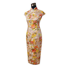 Muatkan imej ke dalam penonton Galeri, Cap Sleeve Brocade Cheongsam Floral Chinese Dress
