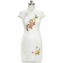 Muatkan imej ke dalam penonton Galeri, Lace Cheongsam Mini Chinese Dress Floral Embroidery
