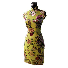 Load image into Gallery viewer, Cap Sleeve Velvet Cheongsam Floral Chinese Dress
