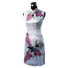 Muatkan imej ke dalam penonton Galeri, Peacock Pattern Traditional Silk Cheongsam Knee Length Chinese Dress
