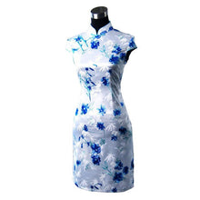 Muatkan imej ke dalam penonton Galeri, Cap Sleeve Floral Cheongsam Knee Length Chinese Dress
