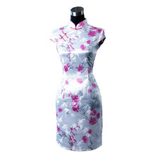 Muatkan imej ke dalam penonton Galeri, Cap Sleeve Floral Cheongsam Knee Length Chinese Dress
