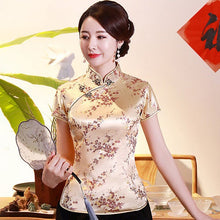 Muatkan imej ke dalam penonton Galeri, Mandarin Collar Floral Brocade Chinese Shirt
