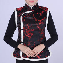 Muatkan imej ke dalam penonton Galeri, Floral Brocade Chinese Waistcoat with Fur Edge
