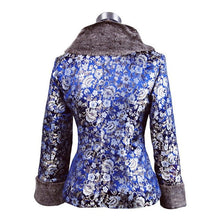 Muatkan imej ke dalam penonton Galeri, Fur Collar &amp; Cuff Brocade Traditional Chinese Wadded Jacket
