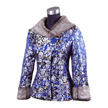 Muatkan imej ke dalam penonton Galeri, Fur Collar &amp; Cuff Brocade Traditional Chinese Wadded Jacket
