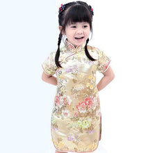 Muatkan imej ke dalam penonton Galeri, Floral Brocade Kid&#39;s Cheongsam Qipao Dress
