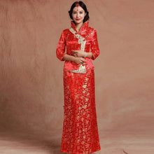 Muatkan imej ke dalam penonton Galeri, 3/4 Sleeve Stand Collar Brocade Chinese Wedding Suit
