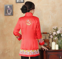 Muatkan imej ke dalam penonton Galeri, Stand Collar Floral Embroidery Silk Blend Chinese Wind Coat
