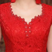 Muatkan imej ke dalam penonton Galeri, Cap Sleeve Knee Length Lace Chinese Wedding Dress
