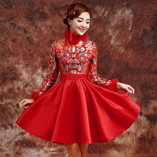 Muatkan imej ke dalam penonton Galeri, Long Sleeve Brocade Top Satin Skirt Chinese Wedding Party Dress
