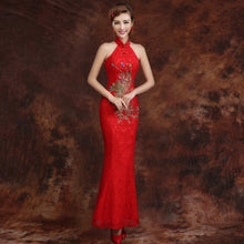 Load image into Gallery viewer, Halter Top Phoenix Embroidery Mermaid Chinese Wedding Dress
