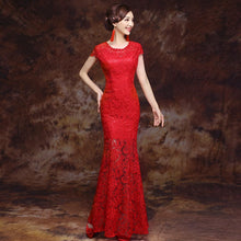 Muatkan imej ke dalam penonton Galeri, Round Neck Cap Sleeve Mermaid Chinese Wedding Dress
