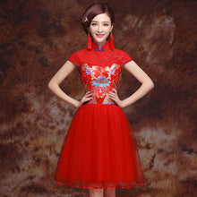 Muatkan imej ke dalam penonton Galeri, Brocade Top Tulle Skirt Knee Length Chinese Wedding Dress
