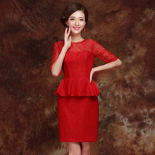 Muatkan imej ke dalam penonton Galeri, Half Sleeve Ruffle Hem Top Lace Chinese Wedding Party Dress
