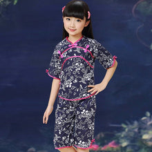 Muatkan imej ke dalam penonton Galeri, Traditional Floral Girl&#39;s Chinese Suit with Half Sleeves
