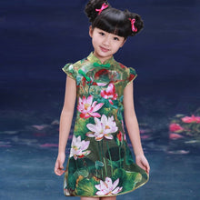 Load image into Gallery viewer, Cap Sleeve Kid&#39;s Cheongsam Floral Chinese Dress
