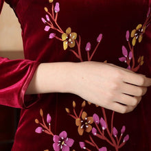 Load image into Gallery viewer, 3/4 Sleeve Floral Print Velvet Cheongsam Top Chinese Shirt
