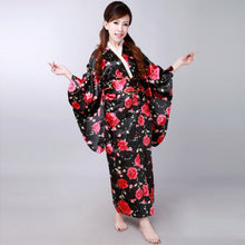 Muatkan imej ke dalam penonton Galeri, Women&#39;s Roses Pattern Traditional Japanese Kimono
