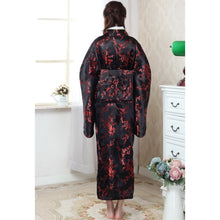 Muatkan imej ke dalam penonton Galeri, Floral Brocade Women&#39;s Traditional Japanese Kimono
