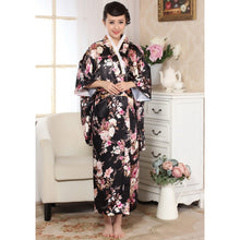 Muatkan imej ke dalam penonton Galeri, Floral Women&#39;s Traditional Japanese Kimono
