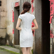 Muatkan imej ke dalam penonton Galeri, Lotus Pattern Knee Length Lace Cheongsam Chinese Dress
