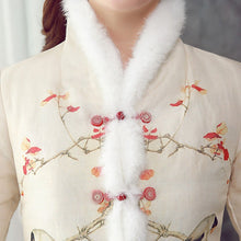 Load image into Gallery viewer, Chinese Style Long Floral Wadded Coat with Fur Edge
