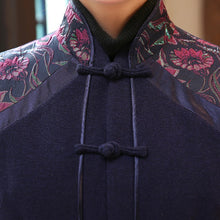 Muatkan imej ke dalam penonton Galeri, Floral Appliques Shoulder  &amp; Cuff Chinese Coat with Strap Buttons
