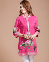 Muatkan imej ke dalam penonton Galeri, Lotus Embroidery Signature Cotton Chinese Style Blouse
