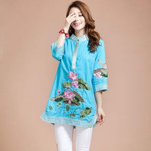 Muatkan imej ke dalam penonton Galeri, Lotus Embroidery Signature Cotton Chinese Style Blouse
