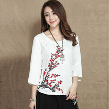 Muatkan imej ke dalam penonton Galeri, Wintersweet Embroidery 3/4 Sleeve Signature Cotton Chinese Style Blouse
