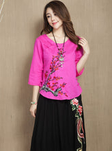 Muatkan imej ke dalam penonton Galeri, Wintersweet Embroidery 3/4 Sleeve Signature Cotton Chinese Style Blouse
