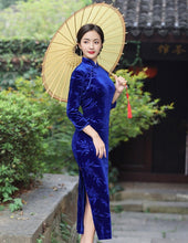 Load image into Gallery viewer, Bamboo Leaves Pattern 3/4 Sleeve Tea Length Velvet Cheongsam Chinese Dress
