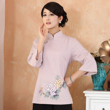 Muatkan imej ke dalam penonton Galeri, Mandarin Sleeve Floral Print Cheongsam Top Chinese Shirt
