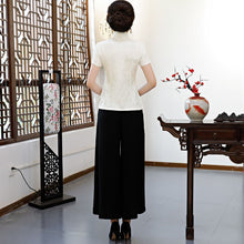 Muatkan imej ke dalam penonton Galeri, Short Sleeve Floral Lace Traditional Cheongsam Top Chinese Shirt
