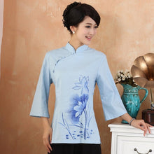 Muatkan imej ke dalam penonton Galeri, Mandarin Sleeve Lotus Print Traditional Cheongsam Top Chinese Shirt
