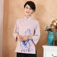 Muatkan imej ke dalam penonton Galeri, Mandarin Sleeve Lotus Print Traditional Cheongsam Top Chinese Shirt
