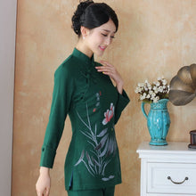 Muatkan imej ke dalam penonton Galeri, Lotus Print Signature Cotton Traditional Chinese Blouse
