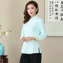 Muatkan imej ke dalam penonton Galeri, Signature Cotton Traditional Chinese Blouse Mother Shirt
