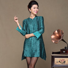 Muatkan imej ke dalam penonton Galeri, Asymmetric Hem Silk &amp; Linen Chinese Style Women&#39;s Wind Coat
