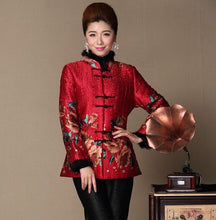 Muatkan imej ke dalam penonton Galeri, Floral Silk &amp; Linen Chinese Style Women&#39;s Wadded Coat with Strap Buttons
