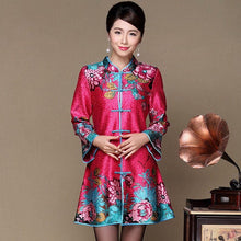 Muatkan imej ke dalam penonton Galeri, Knee Length Silk &amp; Linen Floral Chinese Style Women&#39;s Wind Coat
