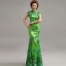 Load image into Gallery viewer, Illusion Neck Cheongsam Top Mermaid Evening Dress with Floral Appliques
