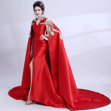 Muatkan imej ke dalam penonton Galeri, V Neck Evening Dress with Phoenix Embroidery Shawl
