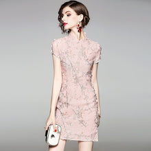 Muatkan imej ke dalam penonton Galeri, Cheongsam Top Floral Embroidery &amp; Appliques Chinese style Penci Dress
