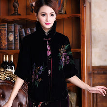 Muatkan imej ke dalam penonton Galeri, Chinese Style Velvet Shawl Cloak Bolero Jacket
