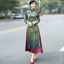 Muatkan imej ke dalam penonton Galeri, Cheongsam Top Tea Length Vietnam Ao Dai Floral Dress
