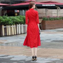 Muatkan imej ke dalam penonton Galeri, 3/4 Sleeve Cheongsam Top Floral Lace Tea Length Ao Dai Dress
