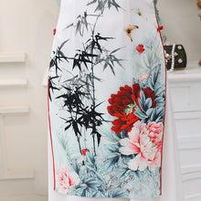 Muatkan imej ke dalam penonton Galeri, Cheongsam Top Full Length Ao Dai Two-piece Dress with Handmade Drawing
